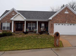 1840 Orchard Ln, Festus, MO 63028