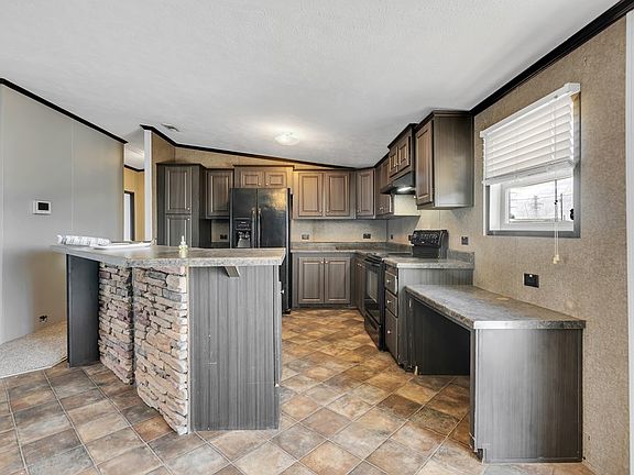 5th image of 11311 W 63rd St