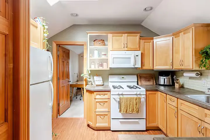 1239 N Monaco Street Pkwy — Photo 23