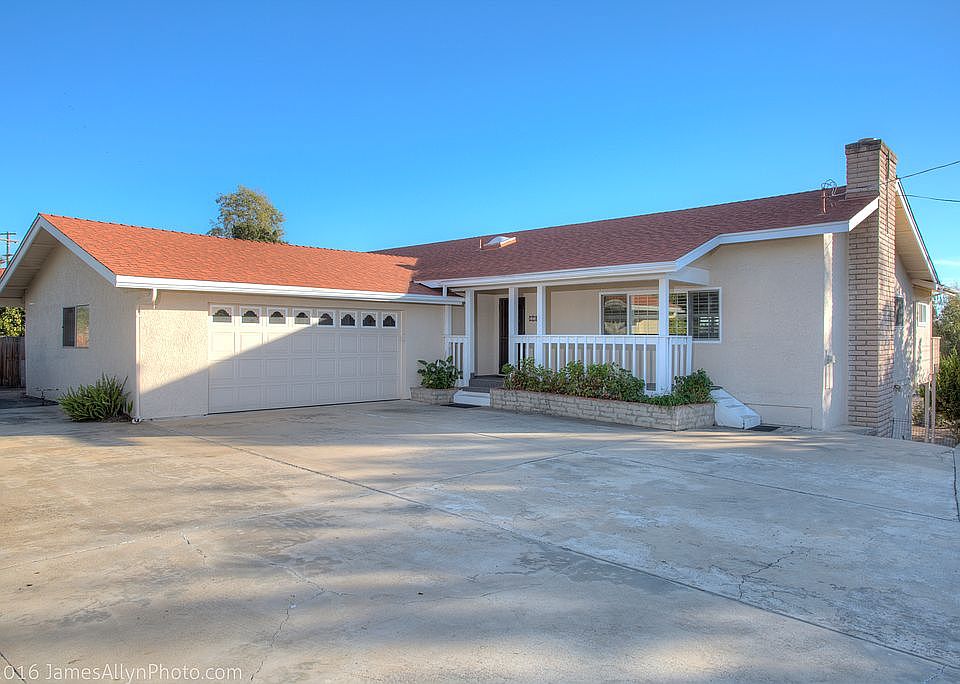 1st image of 1413 Sunrise Dr