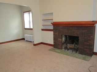 722 Market St APT 1, Burlington, IA 52601