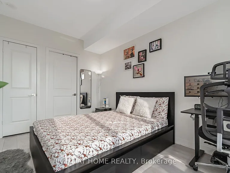 4655 Glen Erin Dr #206 — Photo 32