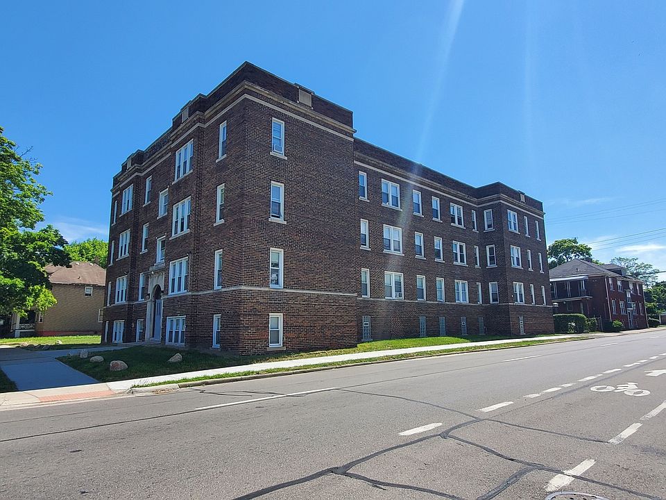 2nd image of 4847 Baldwin St #307