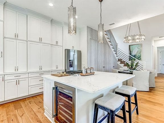 2nd image of 1107 Someruelus St