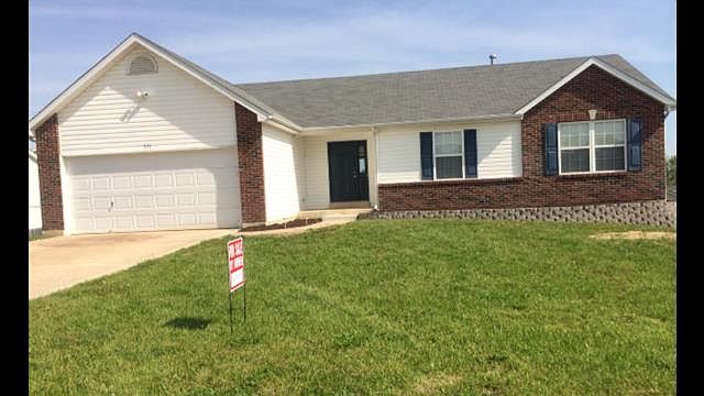 1st image of 571 Glen Eagle Dr