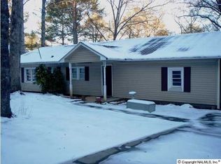 738 Honeycomb Valley Rd, Grant, AL 35747