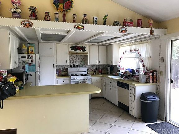 4th image of 9088 Palm Ln
