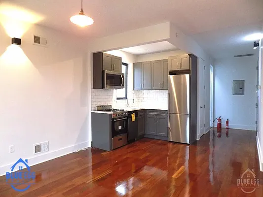 Rented by Blue Egg Realty Corp | media 21