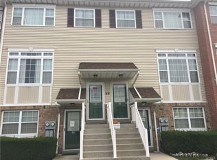 76 Heron Ln, Bronx, NY 10473