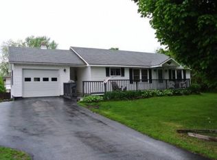 37 Winters Ln, Alburg, VT 05440