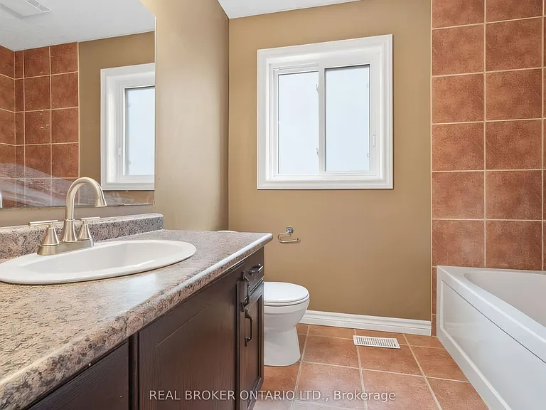 1047 Marquette Dr — Photo 27