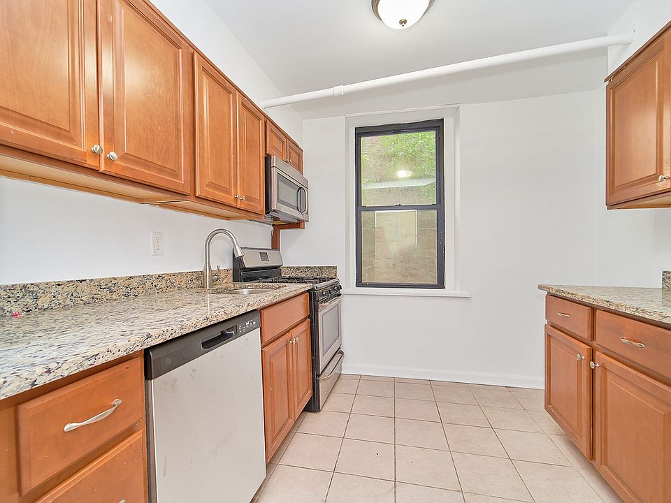 1st image of 631 W 207th St #1