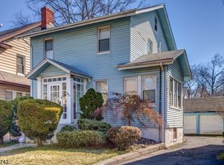 40 Eastern Pkwy, Newark, NJ 07106