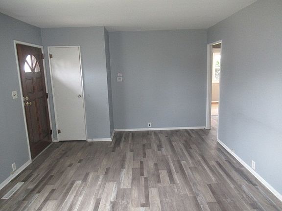 2nd image of 347 Park Dr