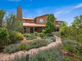 46 Droege Rd, Santa Fe, NM 87508