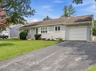 216 E Yates Ave, Findlay, OH 45840