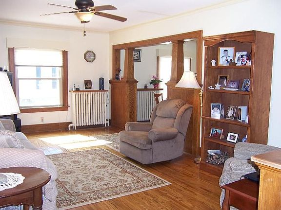 3rd image of 506 Krotzer Ave