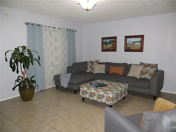 4th image of 507 Tangerine Dr