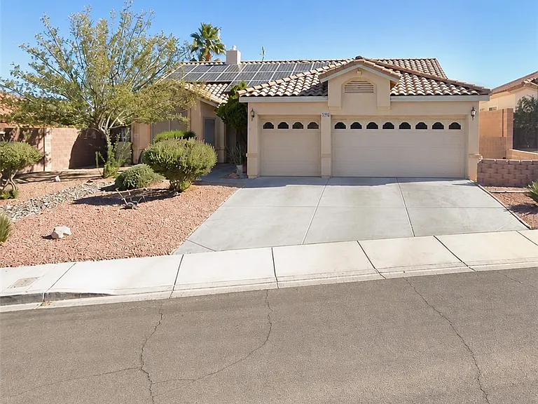 506 Melrose Heights St — Photo 1