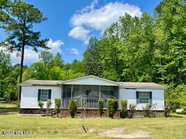 1461 Core Point Road, Blounts Creek, NC 27814