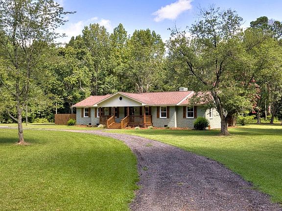 2nd image of 3435 McCrays Mill Rd