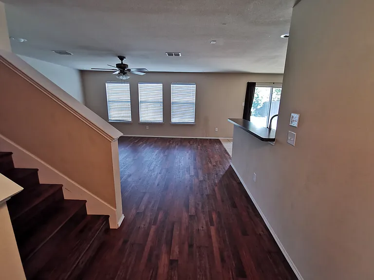4344 Silverwood Trl — Photo 3