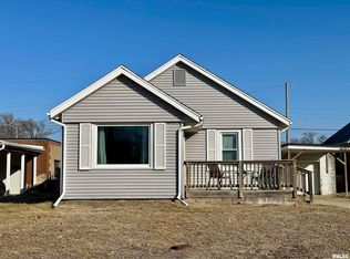 1418 S 11th St, Pekin, IL 61554