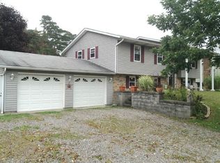 67329 Pineview Dr, Belmont, OH 43718