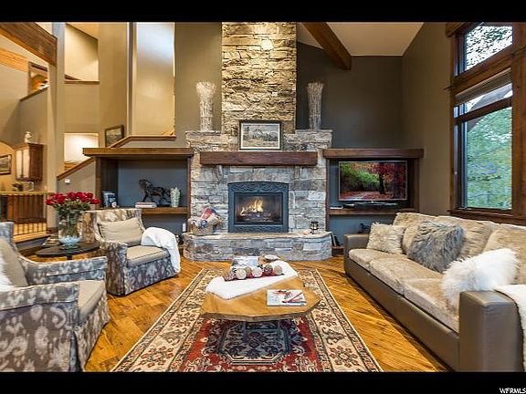 2nd image of 6 Waterloo Cir #15
