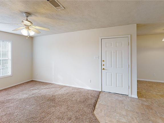 4th image of 100 Deacon Dr APT 101