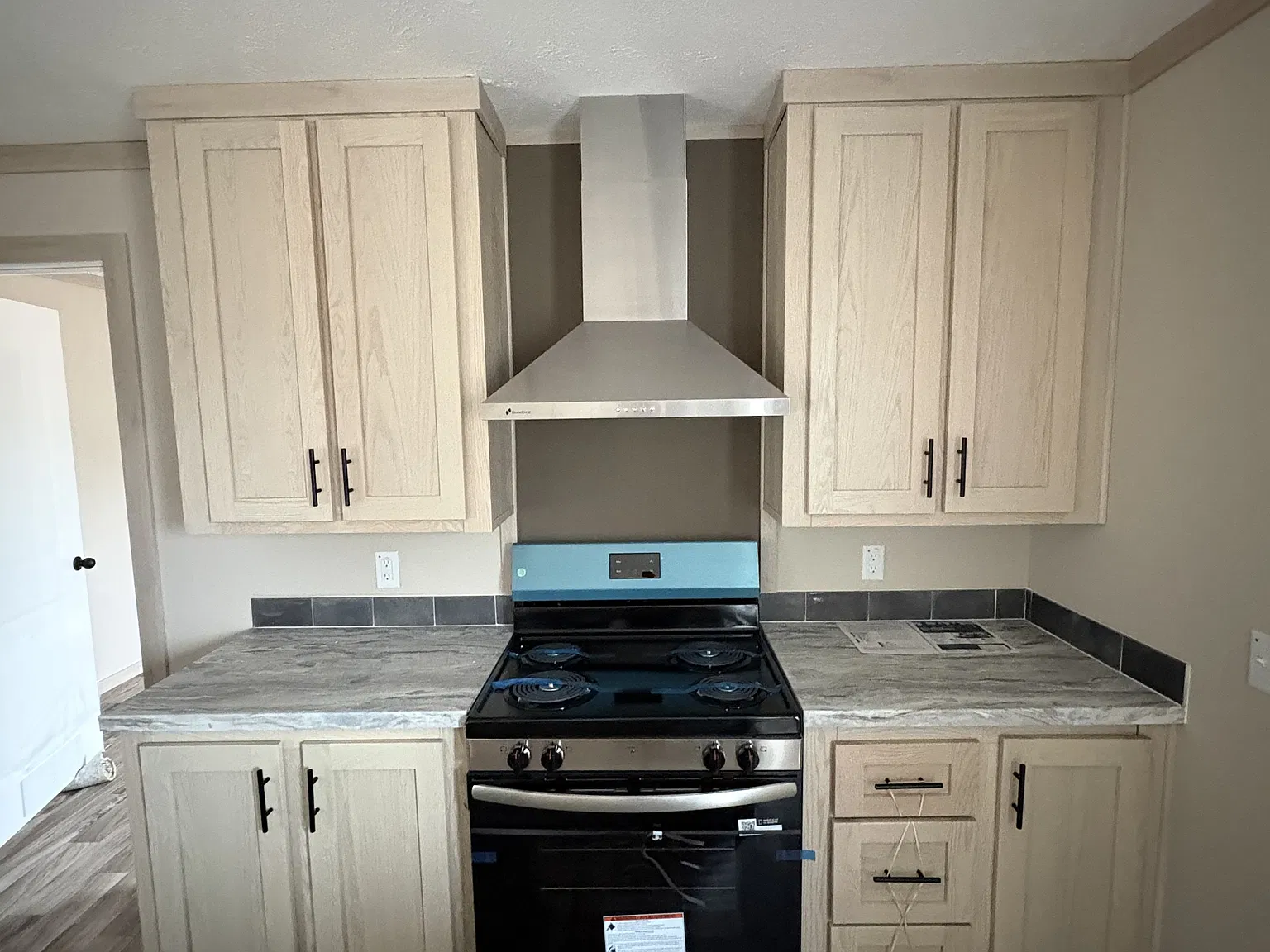 202 Addison Street - 1 — Photo 4