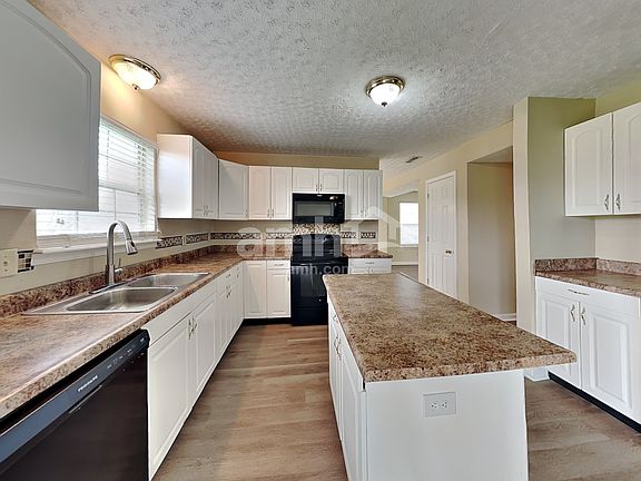 4th image of 5627 Wynridge Ct