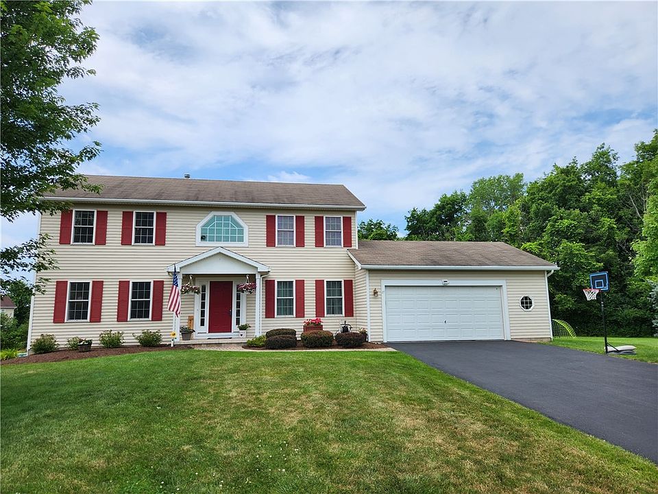 1st image of 27 Hillingdon Ct