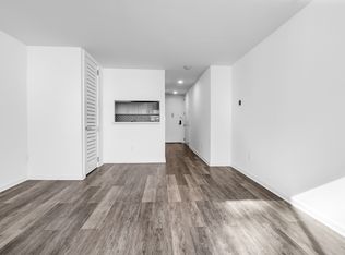 520 W 43rd St #3DD, New York, NY 10036