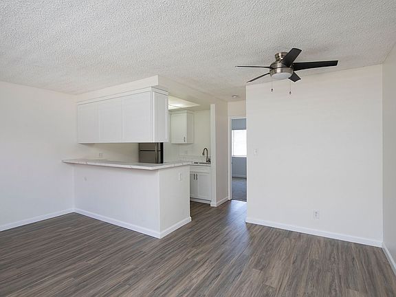 3rd image of 3976 Illinois St APT 6