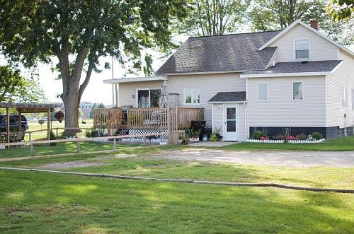 2nd image of 3414 96th Ave