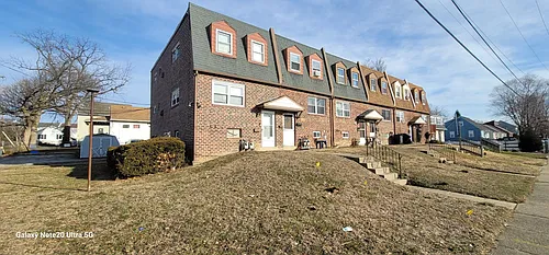 1037 Beech Ave #1 Photo 1