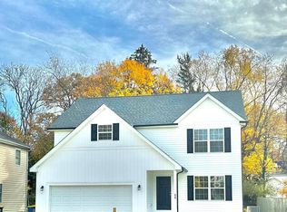 140 Lake Dr, Felton, DE 19943