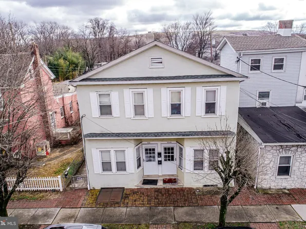 366 Main St, Bristol, PA 19007