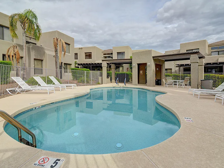 13606 N Cambria Dr #208 — Photo 27