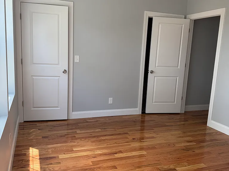 512 S 15th St #3 — Photo 10