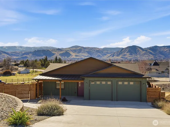 224 NW Chinook Way, East Wenatchee, WA 98802