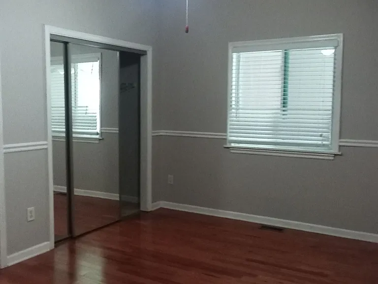 403 Saint Dunstans Ct — Photo 24