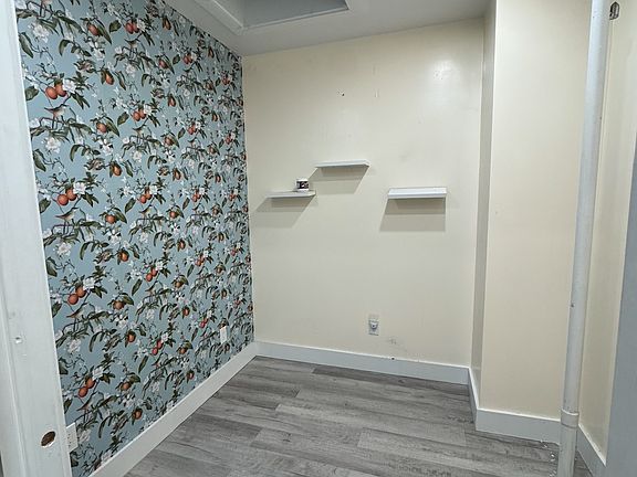 4th image of 103 Saint Marks Pl APT 5A
