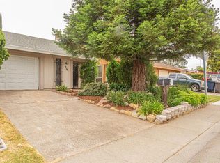 7791 Sun Hill Dr, Citrus Heights, CA