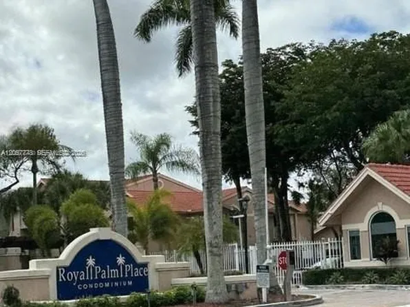 15770 SW 106th Ter APT 104, Miami, FL 33196
