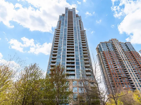 15 Viking Ln Unit 2903, Toronto, ON M9B 0A4
