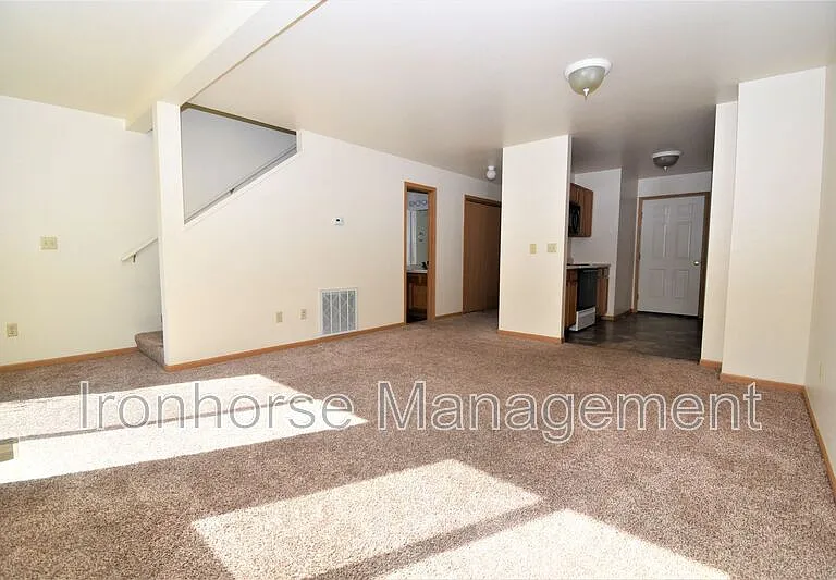 2431 Wheeler Dr #C — Photo 3
