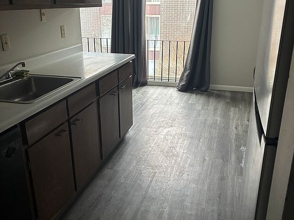 4th image of 300-306 Polk St #302-2