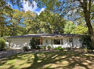 431 Shady Dr, Grove City, PA 16127